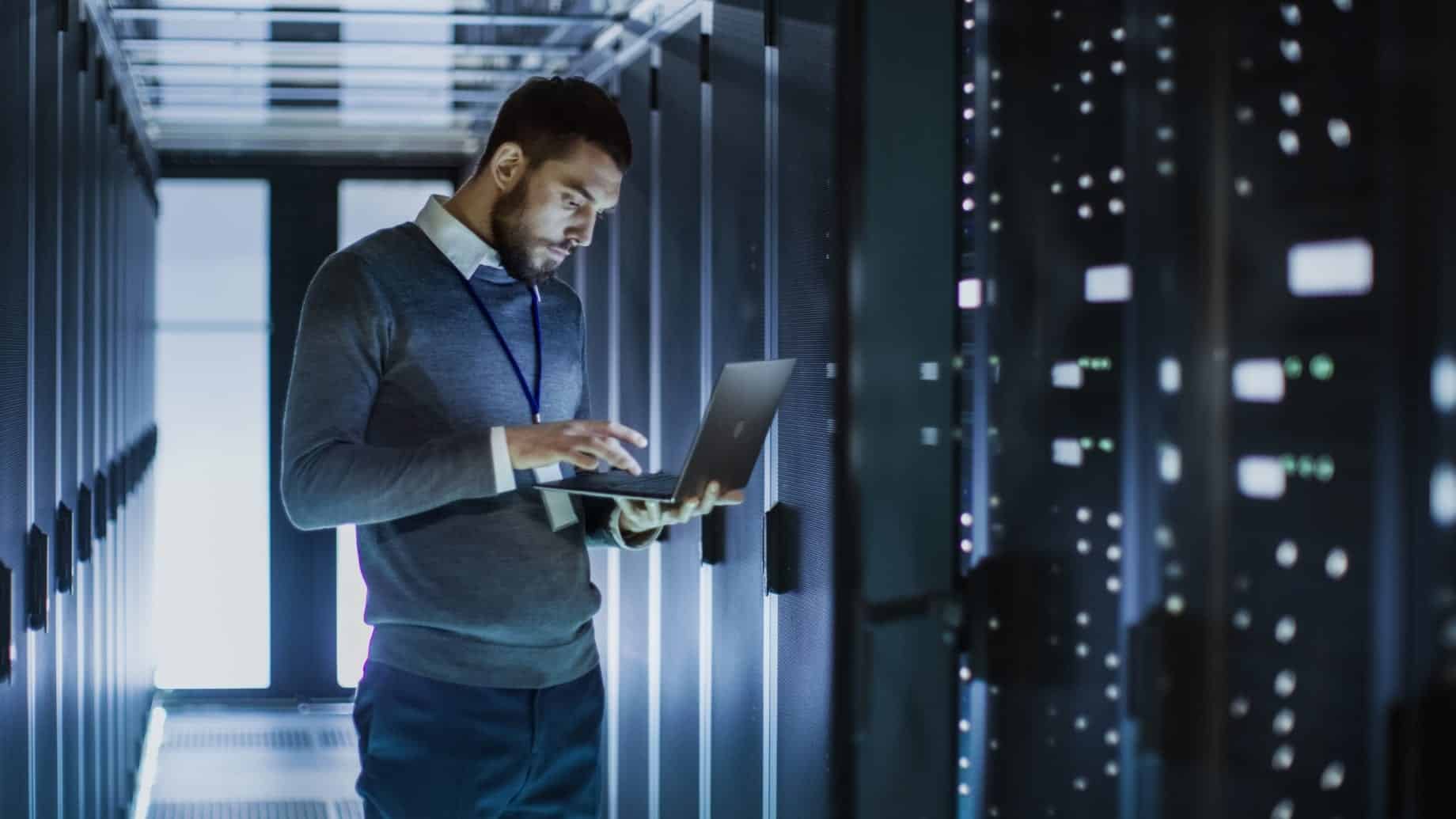 Dust containment for data centers
